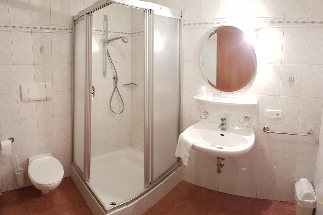Weisses Roessl Bed & Breakfast Appiano Sulla Strada Del Vino Ngoại thất bức ảnh