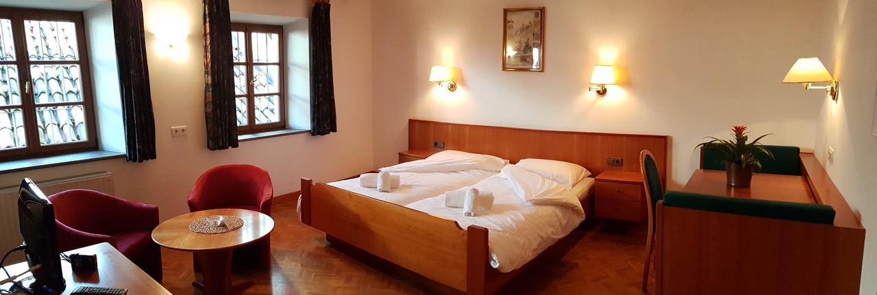 Weisses Roessl Bed & Breakfast Appiano Sulla Strada Del Vino Ngoại thất bức ảnh